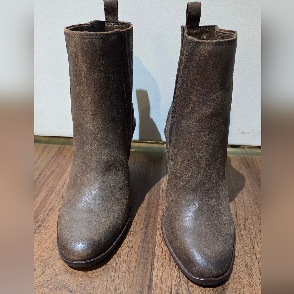 Women's Lucky Brand Ankle Wedge Slip On Boots Size 6.5 NWOT
